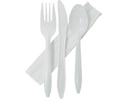MEDIUM WEIGHT WHITE PP PLASTIC KNIFE, FORK, TEASPOON, NAPKIN KIT-(UTENSIL KIT)-PROBRAND PROB135130 (500CT)