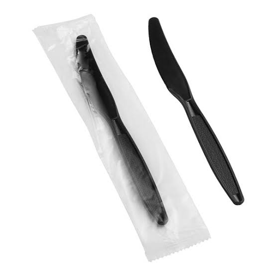 HEAVY WEIGHT WRAPPED BLACK PP PLASTIC KNIFE-WOODYS WOOD604 1000CT